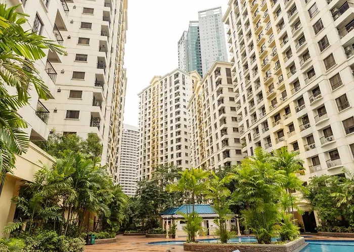 Forbeswood Heights 1br With Garden View Manila