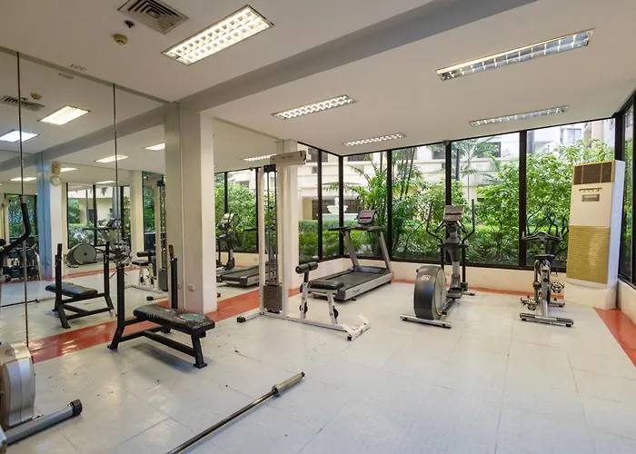 Forbeswood Heights 1br With Garden View *