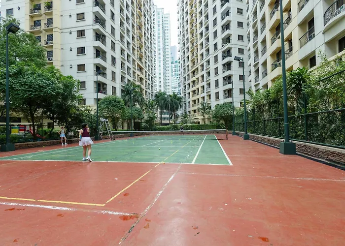 Forbeswood Heights 1br With Garden View Apartment Manila